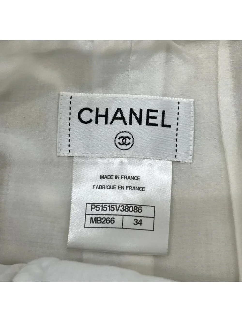 Chanel CC Logo Button Total Flower Design Shorts 34